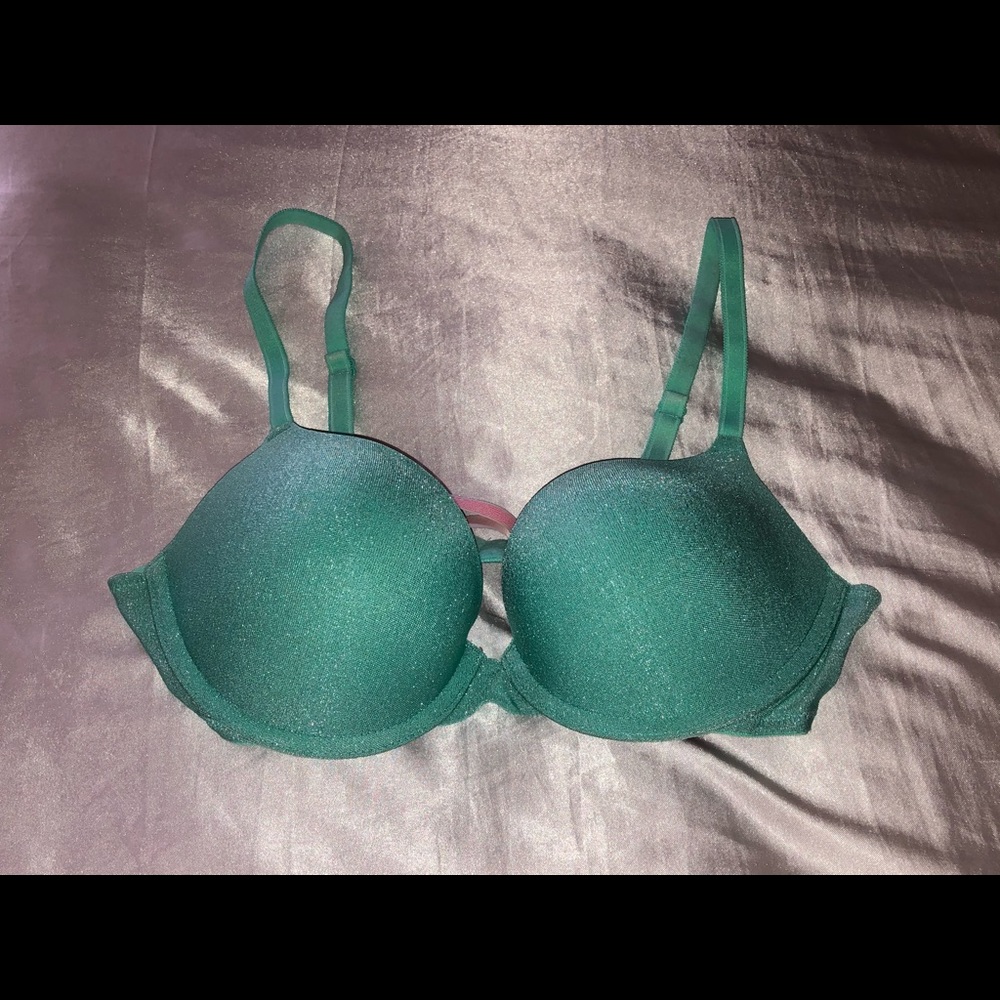Victoria’s Secret Wear Everywhere Push Up Bra 36B